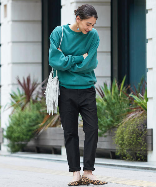 BEAUTY&YOUTH UNITED ARROWS(ビューティーアンドユースユナイテッドアローズ)の「BY∴ ピグメントビッグスウェット о(スウェット・レディース・ケリー/ブラック/ライトブルー/その他1・FREE)」の6枚目の写真