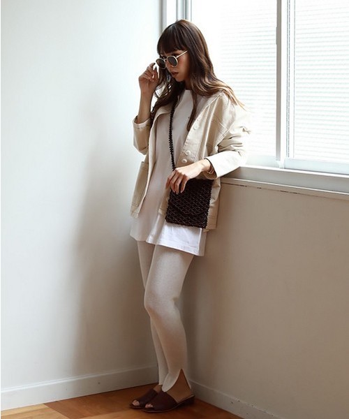 TODAYFUL(トゥデイフル)の「レタリングロングT(Tシャツ/カットソー・レディース・ホワイト/ベージュ・FREE)」の4枚目の写真