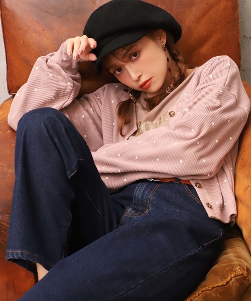 one after another NICE CLAUP（ワンアフターアナザーナイスクラップ）の「ハートワッフルカーディガン（カーディガン/ボレロ・レディース・ブラック/アイボリー/モカ・FREE）」の9枚目の写真