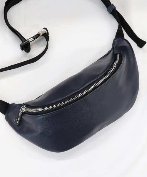 Confirm（コンファーム）の「Confirm / コンファーム フェイクレザーミニショルダー（ショルダーバッグ・メンズ・ブラック/ネイビー/ブラウン/ホワイト・FREE）」の4枚目の写真