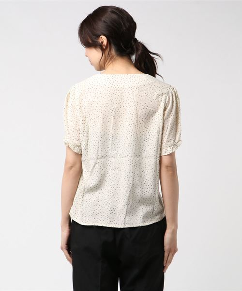 STYLEBLOCK（スタイルブロック）の「ポプリンドットプリントブラウス（シャツ/ブラウス・レディース・ベージュ/ブラウン/アイボリー/ブラック・M）」の6枚目の写真
