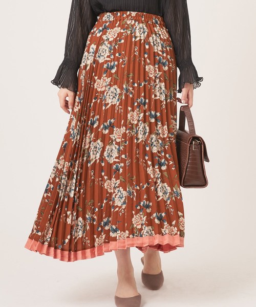 natural couture（ナチュラルクチュール）の「レトロ花柄プリーツスカート（スカート・レディース・グリーン/キャメル・FREE）」の13枚目の写真