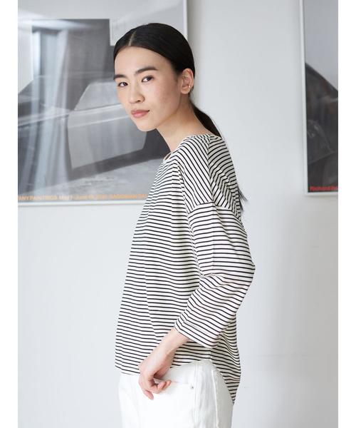 AMERICAN HOLIC（アメリカンホリック）の「袖折り返しゆるカットプルオーバー（Tシャツ/カットソー・レディース・チャコールグレー/ライトグレー/ネイビー/オフホワイト/モカ/ピンクベージュ/その他7・M/L）」の12枚目の写真