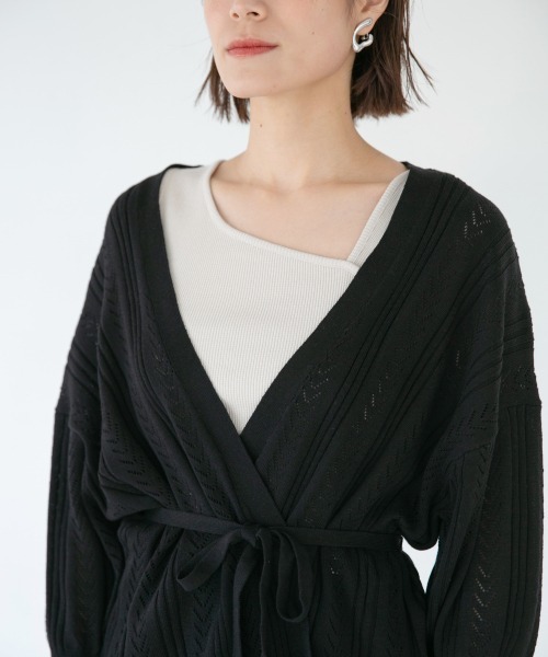 LOWRYS FARM(ローリーズファーム)の「スカシカシュクールカーディガン 879002(カーディガン/ボレロ・レディース・ブラック/ベージュ/ブラウン/アイボリー・FREE)」の11枚目の写真