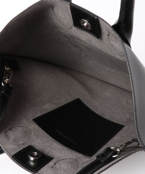 SOLPRESA（ソルプレーサ）の「/SOLPRESA/SQUARE FRINGE FLAT TOTE（トートバッグ・レディース・ブラック/グレイッシュベージュ/ブラウン・FREE）」の7枚目の写真