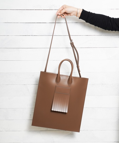 SOLPRESA（ソルプレーサ）の「/SOLPRESA/SQUARE FRINGE FLAT TOTE（トートバッグ・レディース・ブラック/グレイッシュベージュ/ブラウン・FREE）」の4枚目の写真