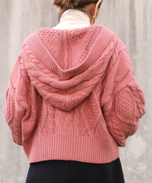 ap retro（アプレトロ）の「ボリュームスリーブケーブルニットフードカーディガン【ZOZOTOWN限定商品】（カーディガン/ボレロ・レディース・ブラック/ブラウン/オフホワイト/ピンク/モカ・FREE）」の22枚目の写真