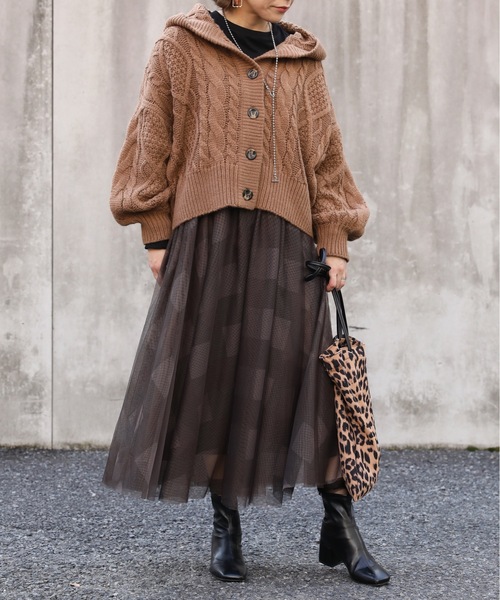 ap retro（アプレトロ）の「ボリュームスリーブケーブルニットフードカーディガン【ZOZOTOWN限定商品】（カーディガン/ボレロ・レディース・ブラック/ブラウン/オフホワイト/ピンク/モカ・FREE）」の13枚目の写真