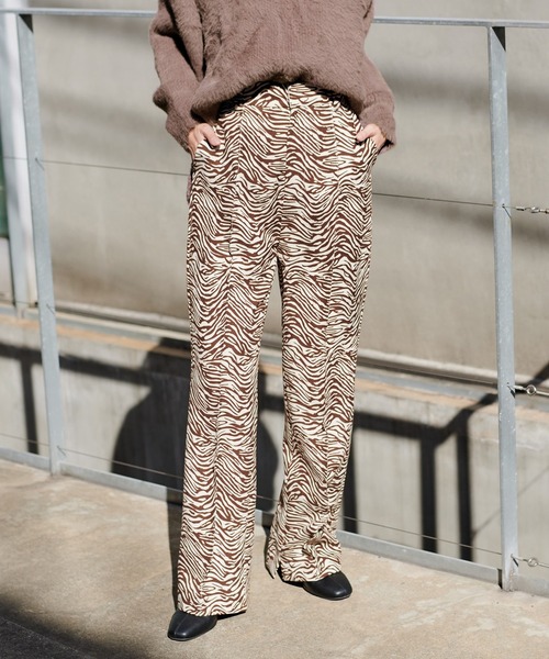 one after another NICE CLAUP（ワンアフターアナザーナイスクラップ）の「アソートスラックスパンツ（スラックス・レディース・ブラック/パープル/ベージュ系その他/ゼブラ・SMALL/MEDIUM）」の5枚目の写真