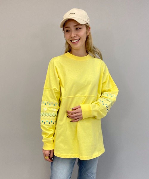 ANTIBAL(アンティバル)の「ANTIBAL/アンティバル スリーブ刺繍 オーバーサイズロンT 211AN2LT012(Tシャツ/カットソー・レディース・ブルー/ホワイト/イエロー・FREE)」の18枚目の写真