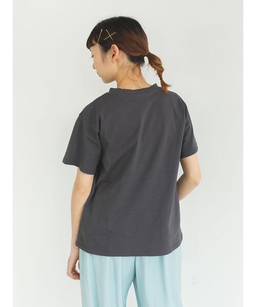 SLURR（スラ―）の「モックネックムジベーシックTシャツ（Tシャツ/カットソー・レディース・チャコールグレー/ブラウン/オフホワイト/ライトベージュ・FREE）」の11枚目の写真
