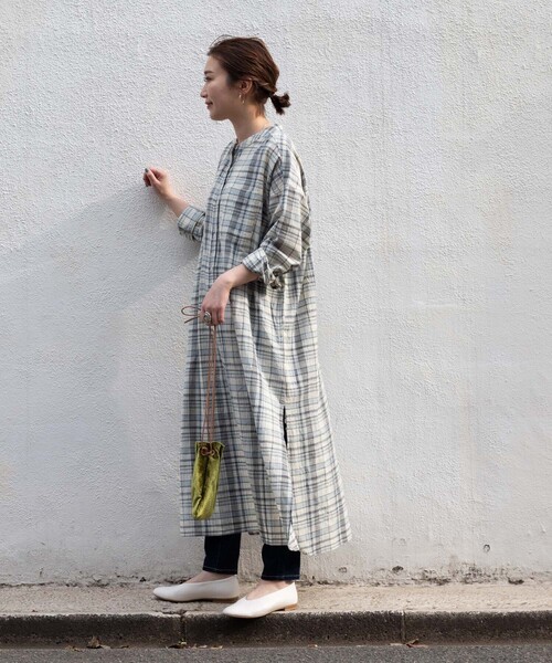 FREAK'S STORE（フリークスストア）の「▽【WEB限定】インドチェックシャツワンピース（シャツワンピース・レディース・ナチュラル/ブラック/グリーン・ﾌﾘ-）」の6枚目の写真