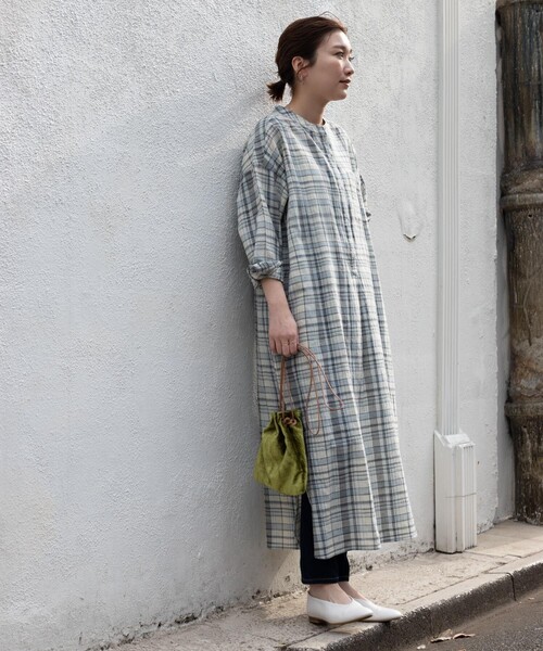 FREAK'S STORE（フリークスストア）の「▽【WEB限定】インドチェックシャツワンピース（シャツワンピース・レディース・ナチュラル/ブラック/グリーン・ﾌﾘ-）」の7枚目の写真