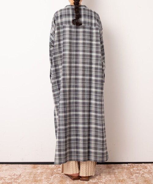 FREAK'S STORE（フリークスストア）の「▽【WEB限定】インドチェックシャツワンピース（シャツワンピース・レディース・ナチュラル/ブラック/グリーン・ﾌﾘ-）」の18枚目の写真