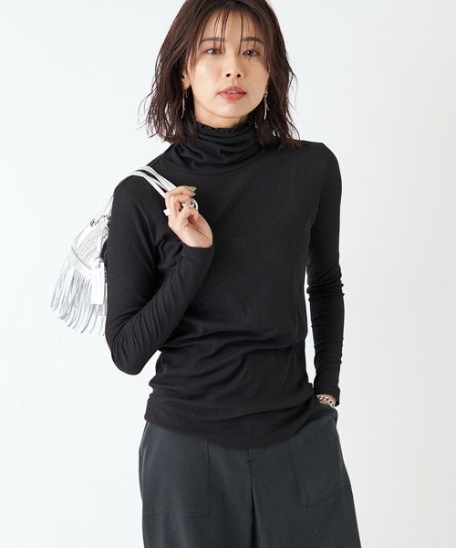 RIVE DROITE（リヴドロワ）の「テレコルーズネックカットソー（Tシャツ/カットソー・レディース・グレー/ブラック/アイボリー・FREE）」の21枚目の写真