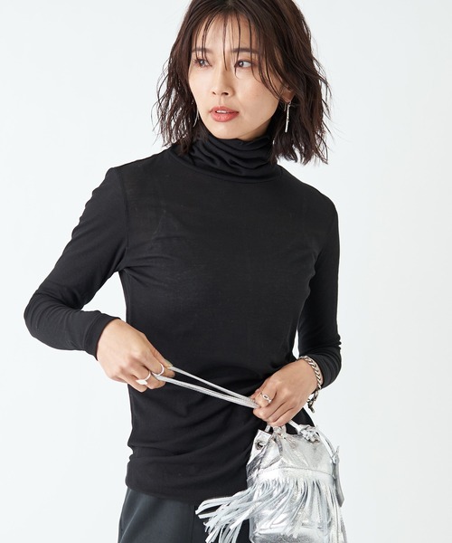 RIVE DROITE（リヴドロワ）の「テレコルーズネックカットソー（Tシャツ/カットソー・レディース・グレー/ブラック/アイボリー・FREE）」の22枚目の写真