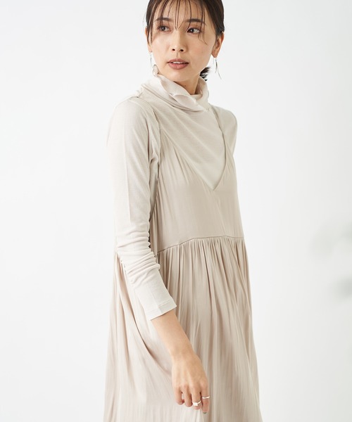 RIVE DROITE（リヴドロワ）の「テレコルーズネックカットソー（Tシャツ/カットソー・レディース・グレー/ブラック/アイボリー・FREE）」の12枚目の写真