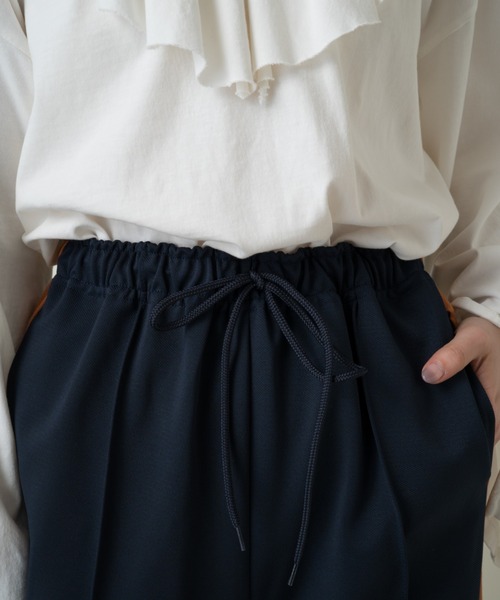 Kastane（カスタネ）の「ラインジャージパンツ（その他パンツ・レディース・アイボリー/ネイビー/ダークブルー/グリーン・FREE）」の12枚目の写真