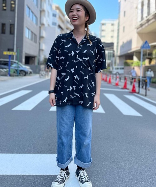 Alpha Industries(アルファインダストリーズ)の「レーヨンオープンカラー 総柄アロハシャツ(シャツ/ブラウス・メンズ・ホワイト/ブラック・MEDIUM/LARGE/X-LARGE)」の14枚目の写真