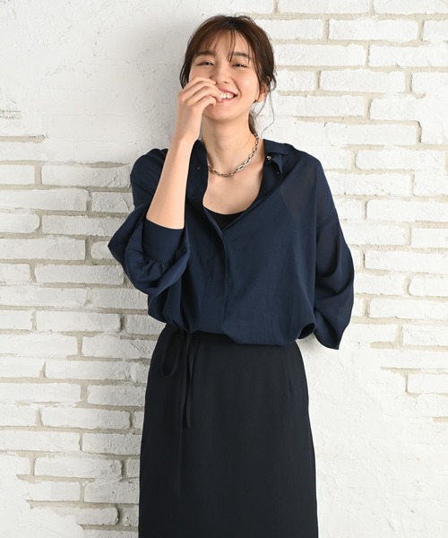 Rewde（ルゥデ）の「【雑誌掲載】袖ボリュームシアーシャツ（1R13-05141）（シャツ/ブラウス・レディース・ホワイト/ネイビー/イエロー・M）」の12枚目の写真