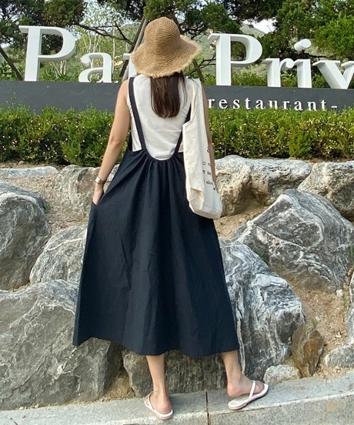 ABITOKYO(アビトーキョー)の「麻ライクロング丈Aラインフレアキャミサロペット(サロペット/オーバーオール・レディース・ブラック/ベージュ/ネイビー・FREE)」の8枚目の写真