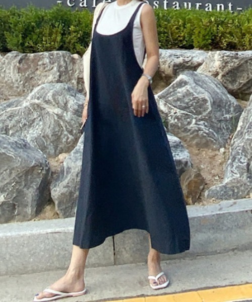 ABITOKYO(アビトーキョー)の「麻ライクロング丈Aラインフレアキャミサロペット(サロペット/オーバーオール・レディース・ブラック/ベージュ/ネイビー・FREE)」の12枚目の写真