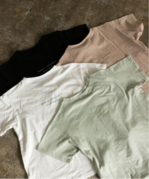RANDA（ランダ）の「バックロゴTシャツ（Tシャツ/カットソー・レディース・ホワイト/ブラック/ベージュ/グリーン・FREE）」の17枚目の写真