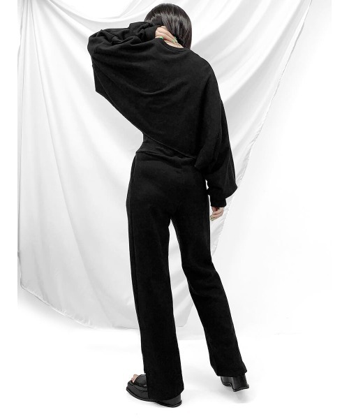 【boohoo】アップリケ クロップド スウェット セットアップ トレーナー スウェット スウェットセットアップ レディース