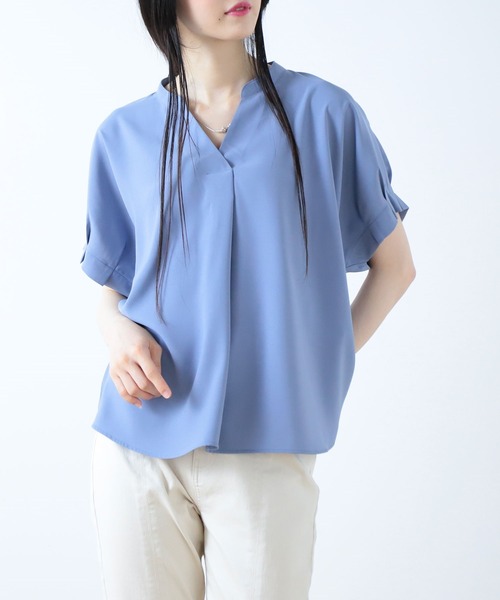 袖タックブラウス