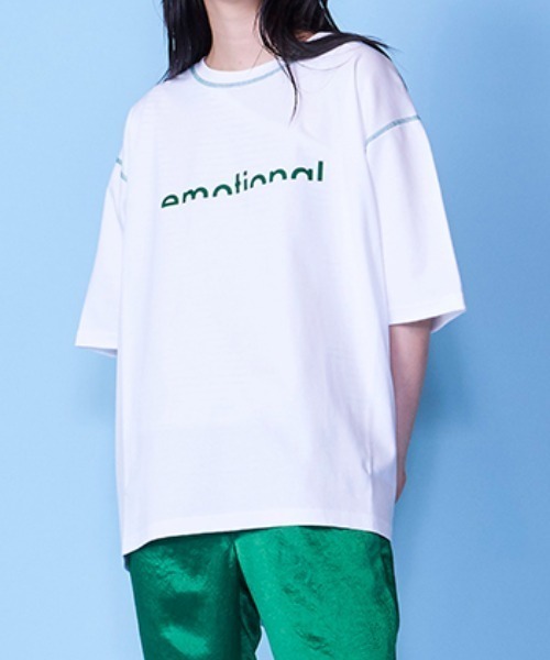 lautreamont BLEUBLANC(ロートレアモンブルーブラン)の「バックスリットロゴTシャツ(Tシャツ/カットソー・レディース・グリーン/ブラック/ホワイト・9号)」の1枚目の写真