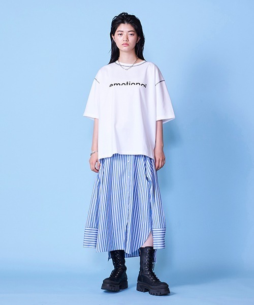 lautreamont BLEUBLANC(ロートレアモンブルーブラン)の「バックスリットロゴTシャツ(Tシャツ/カットソー・レディース・グリーン/ブラック/ホワイト・9号)」の12枚目の写真