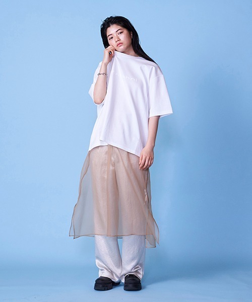 lautreamont BLEUBLANC(ロートレアモンブルーブラン)の「バックスリットロゴTシャツ(Tシャツ/カットソー・レディース・グリーン/ブラック/ホワイト・9号)」の9枚目の写真