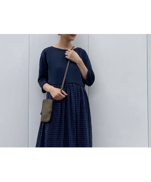 BEARDSLEY(ビアズリー)の「シワチェックニットコンビワンピース(ワンピース・レディース・ネイビー・FREE)」の3枚目の写真