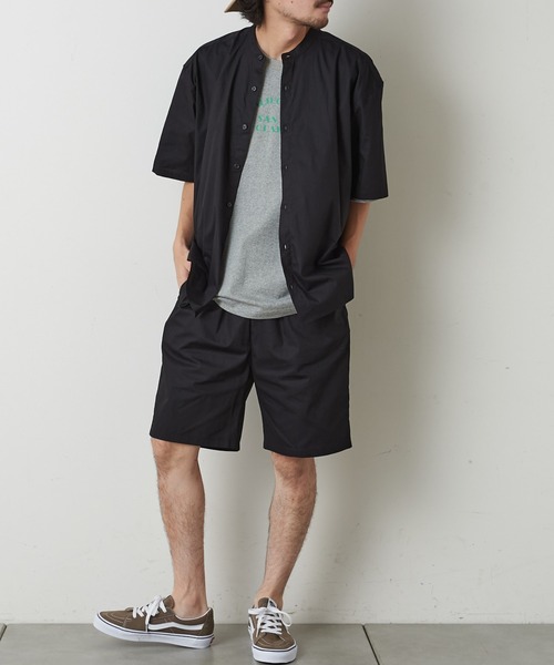 CIAOPANIC TYPY（チャオパニックティピー）の「【ZOZOTOWN限定】【セットアップ】タイプライターバンドカラーシャツ+バギーショーツ（セットアップ・メンズ・ブラウン/ブラック/ベージュ系その他・L/M）」の2枚目の写真