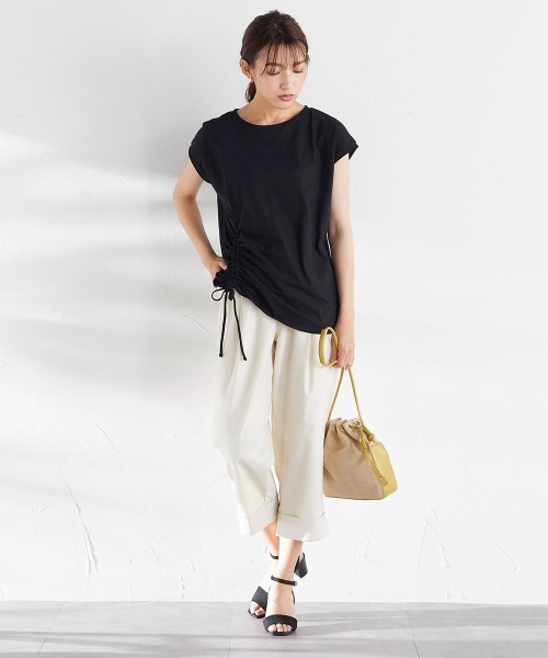 ketty(ケティ)の「アシンメトリーサイドシャーリングトップス ≪洗濯機で洗える≫(Tシャツ/カットソー・レディース・ブラック/ブラウン/ピンク/イエロー・M)」の5枚目の写真