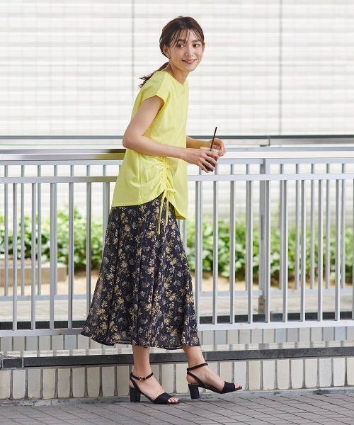 ketty(ケティ)の「アシンメトリーサイドシャーリングトップス ≪洗濯機で洗える≫(Tシャツ/カットソー・レディース・ブラック/ブラウン/ピンク/イエロー・M)」の19枚目の写真
