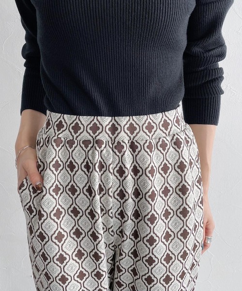 PAGEBOY(ページボーイ)の「モノグラムラメジャガードパンツ(その他パンツ・レディース・ブラック/ブラウン系その他/グレイッシュベージュ・FREE)」の15枚目の写真