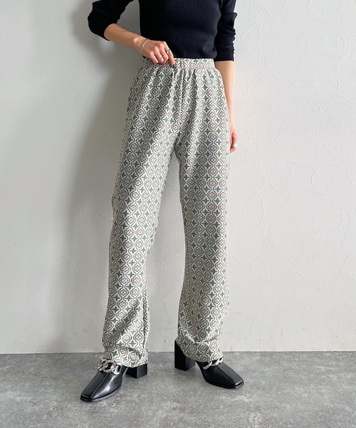 PAGEBOY(ページボーイ)の「モノグラムラメジャガードパンツ(その他パンツ・レディース・ブラック/ブラウン系その他/グレイッシュベージュ・FREE)」の6枚目の写真