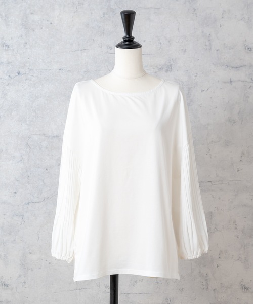 Rewde(ルゥデ)の「袖プリーツボリュームスリーブプルオーバー(1R15-08195)(Tシャツ/カットソー・レディース・ホワイト/ブラック/スモークピンク・M)」の2枚目の写真