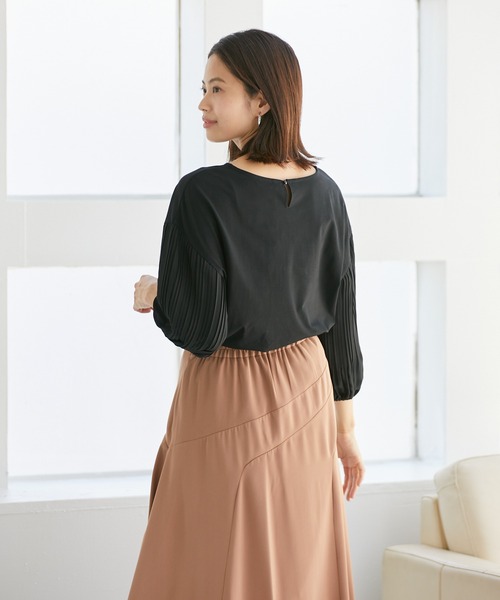 Rewde(ルゥデ)の「袖プリーツボリュームスリーブプルオーバー(1R15-08195)(Tシャツ/カットソー・レディース・ホワイト/ブラック/スモークピンク・M)」の22枚目の写真
