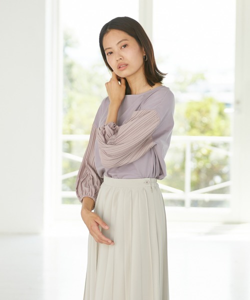 Rewde(ルゥデ)の「袖プリーツボリュームスリーブプルオーバー(1R15-08195)(Tシャツ/カットソー・レディース・ホワイト/ブラック/スモークピンク・M)」の17枚目の写真
