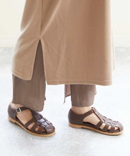 menue（メヌエ）の「レディース グルカフラットサンダル（サンダル・レディース・ブラック/アイボリー/ブラウン/グリーン/グレイッシュベージュ・3L/M/L/S/LL/XS）」の19枚目の写真