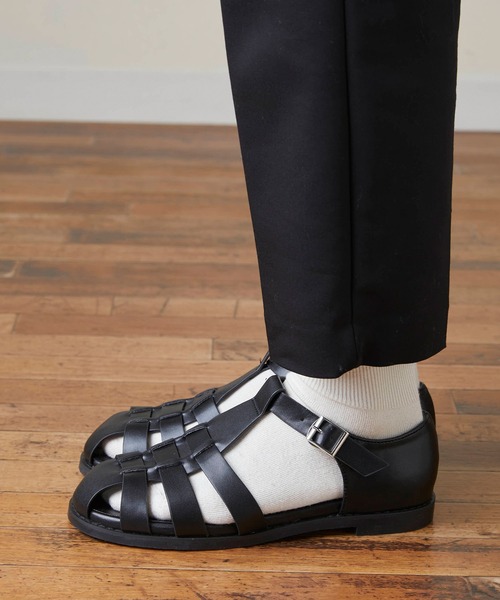 menue（メヌエ）の「レディース グルカフラットサンダル（サンダル・レディース・ブラック/アイボリー/ブラウン/グリーン/グレイッシュベージュ・3L/M/L/S/LL/XS）」の13枚目の写真