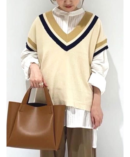 Lugnoncure（ルノンキュール）の「Vネックベスト（ベスト・レディース・ブラウン/グレー/オフホワイト・ﾌﾘ-）」の2枚目の写真