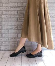 ワイド スクエアトゥ ローヒール パンプス