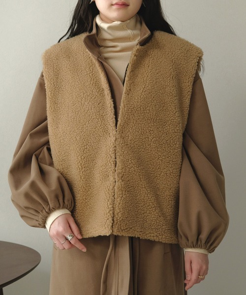 Bab(バブ)の「【WEB限定】ボアリバーシブルベスト付モッズコート(モッズコート・レディース・モカ/カーキ/ブラック・M)」の12枚目の写真