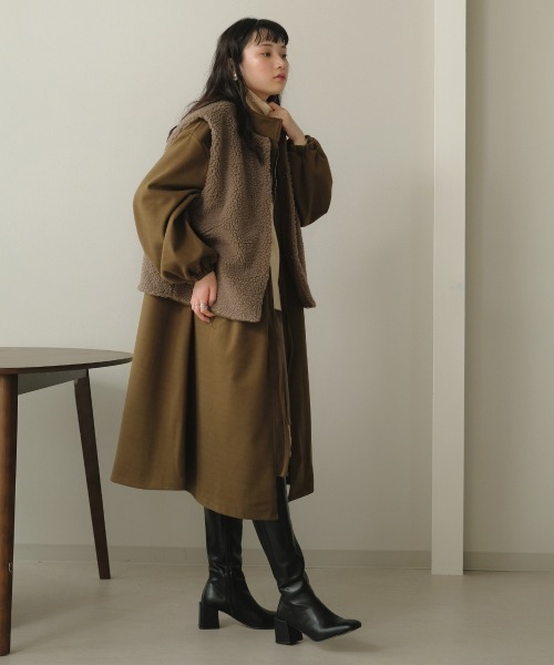 Bab(バブ)の「【WEB限定】ボアリバーシブルベスト付モッズコート(モッズコート・レディース・モカ/カーキ/ブラック・M)」の4枚目の写真