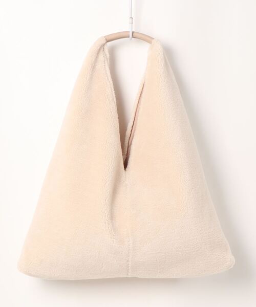 NATURAL BEAUTY BASIC（ナチュラルビューティーベーシック）の「テディフェイクファーワンショルダー（ショルダーバッグ・レディース・オフホワイト/ベージュ系その他2・ﾌﾘ-）」の5枚目の写真