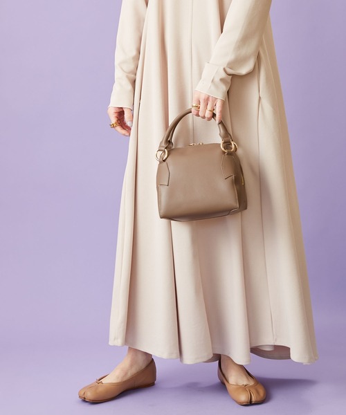 HASHIBAMI(ハシバミ)の「【HASHIBAMI】ポップオーバー ジップバッグ(ボストンバッグ・レディース・ブラック/サックスブルー/グレイッシュベージュ・FREE)」の8枚目の写真