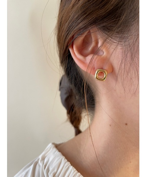 mou(モウ)の「サークルアンドスクエアピアス(ピアス(両耳用)・レディース・シルバー/ゴールド・FREE)」の5枚目の写真